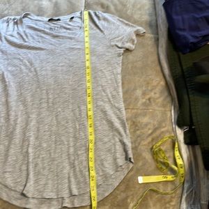 Tee shirt